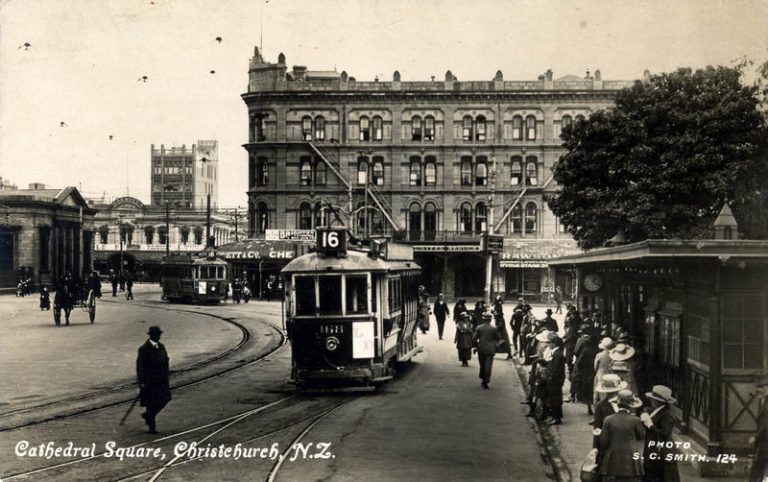 No.124 - Cathedral Square, Christchurch, N.Z