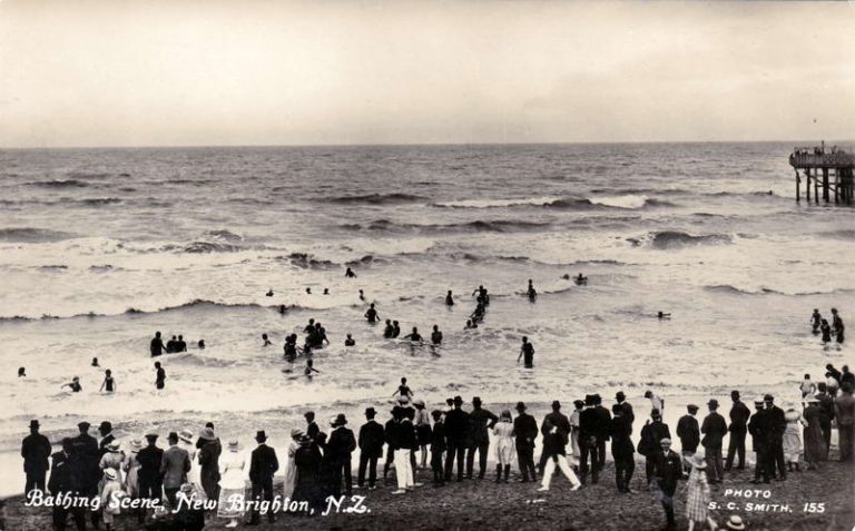 No.155 - Bathing Scene, New Brighton, N.Z